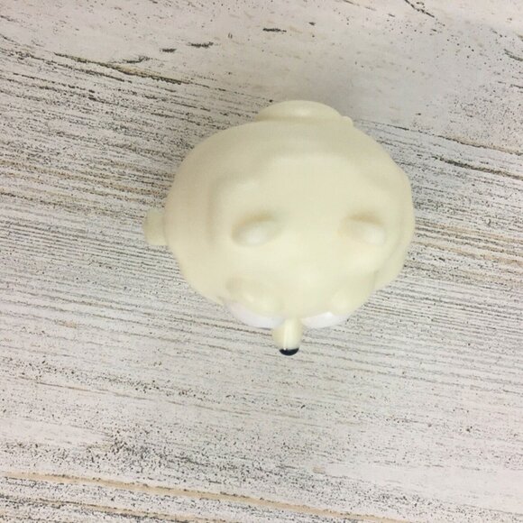 Bluey Pom Pom Figure White Pomeranian Friend NEW - Picture 5 of 7